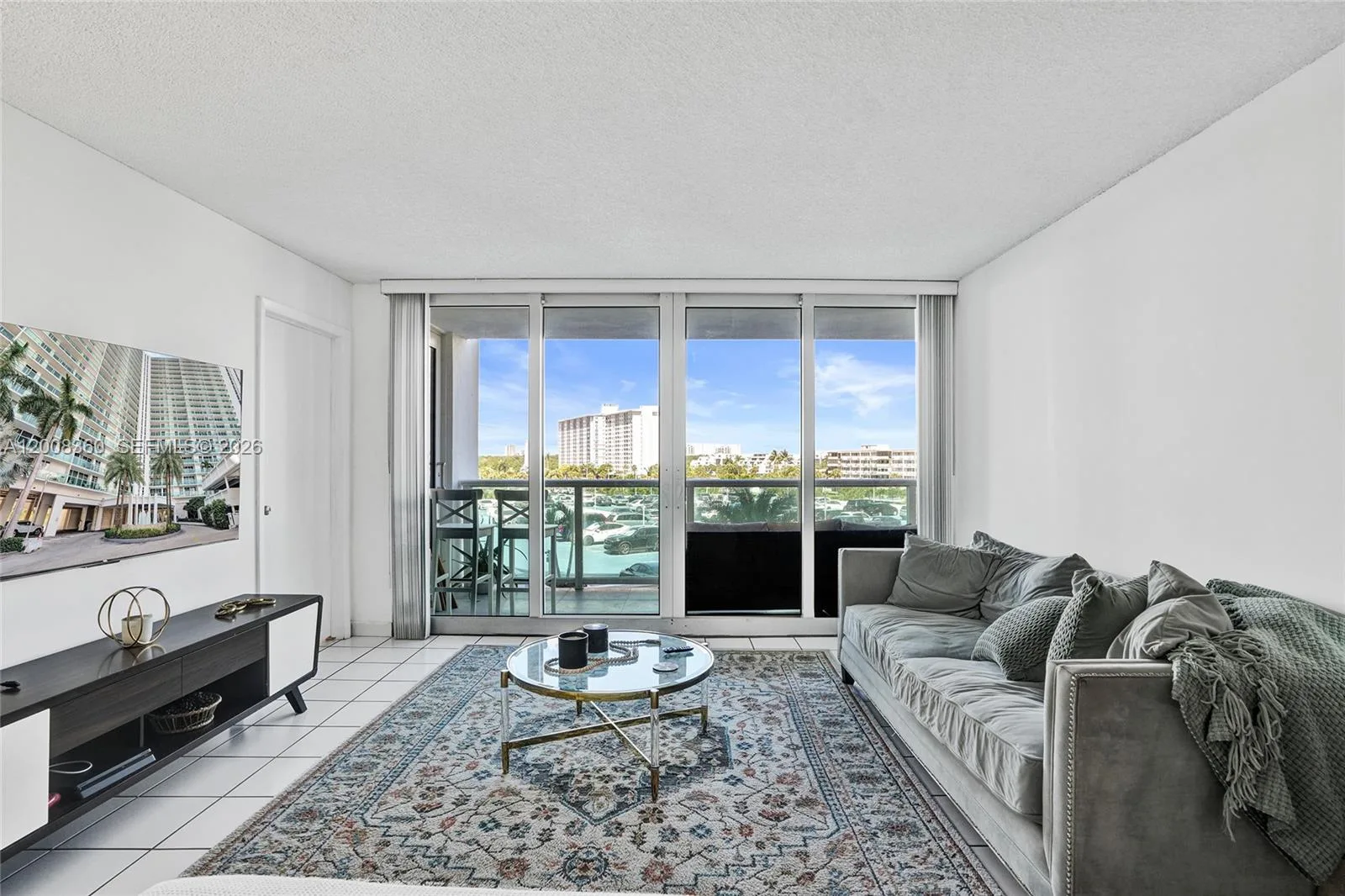 100 Bayview Dr # 401, Sunny Isles Beach, FL 33160 photo 2
