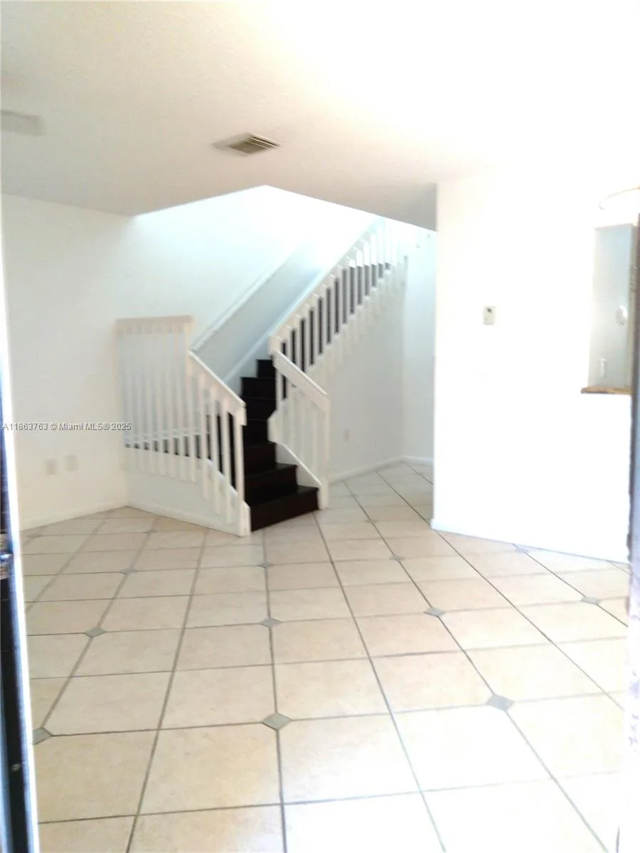1532 Gabriel St, Hollywood, FL 33020 photo 5