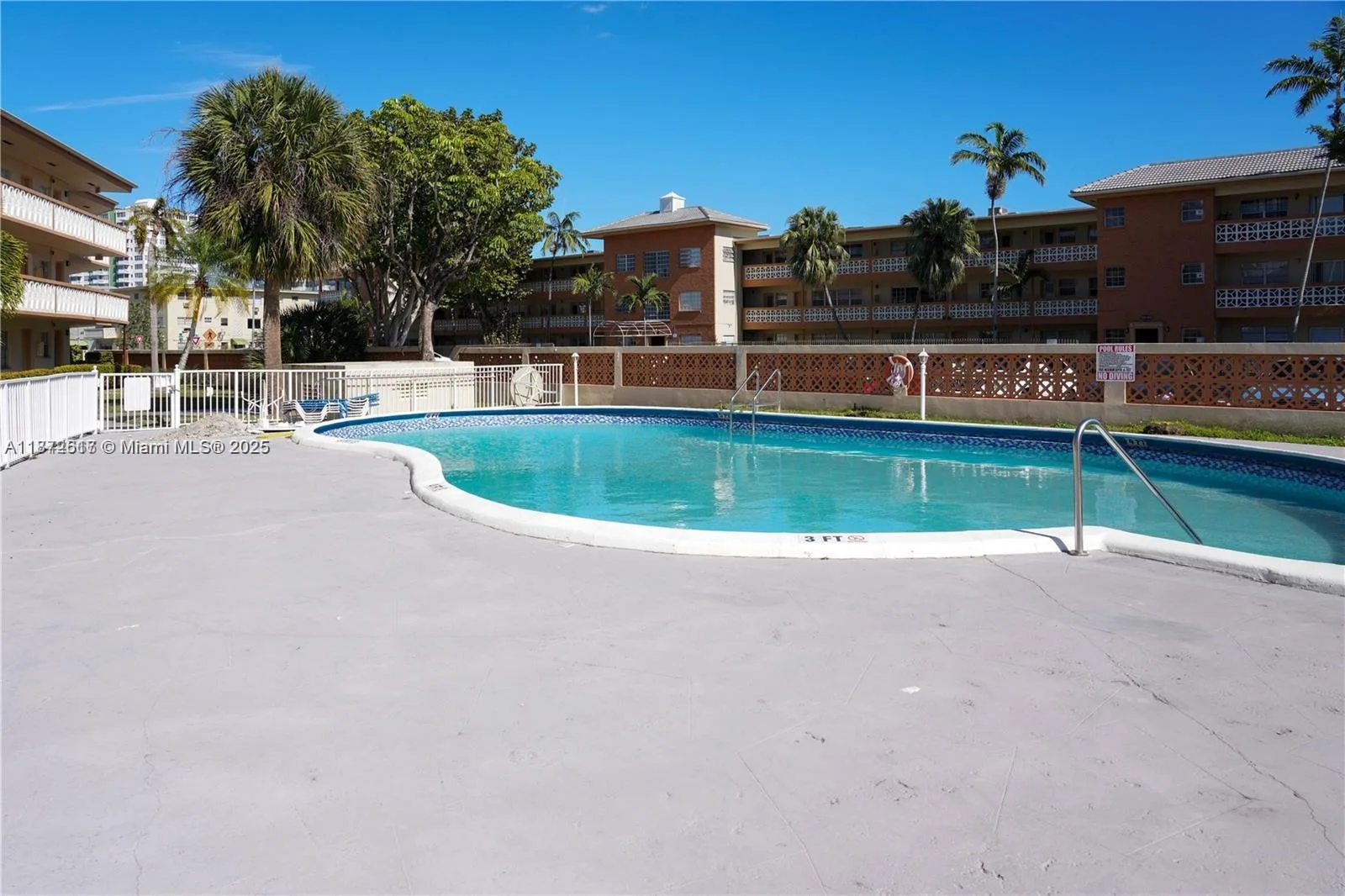 11855 NE 19th Dr # 10, North Miami, FL 33181 photo 13