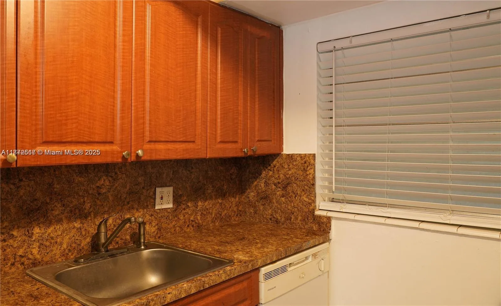 11855 NE 19th Dr # 10, North Miami, FL 33181 photo 5