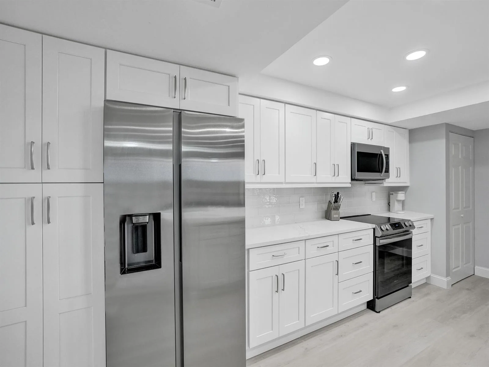 955 Egret Circle # 405, Delray Beach, FL 33444 photo 2