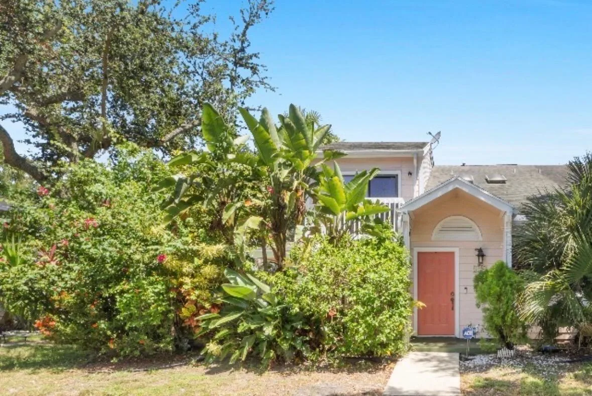 2024 WINNERS Circle # 2024, North Lauderdale, FL 33068