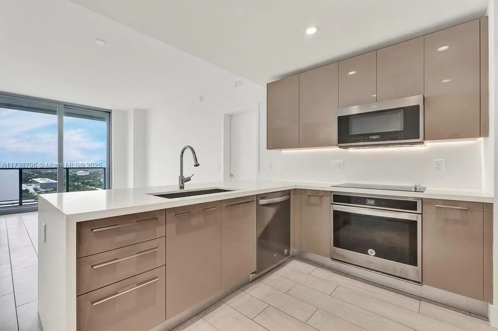 2000 Metropica Way # 2307, Sunrise, FL 33323 photo 6