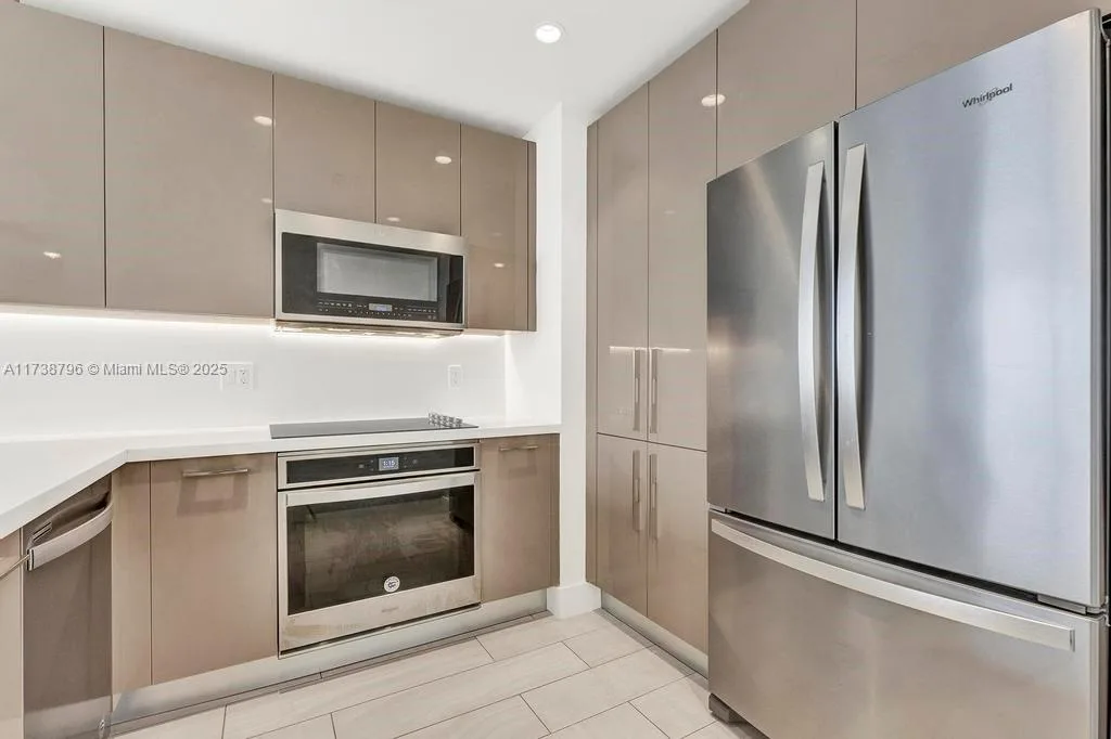 2000 Metropica Way # 2307, Sunrise, FL 33323 photo 8