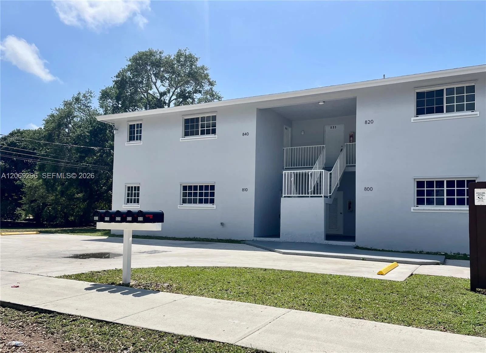 800 SW 10th Ave # 830, Hallandale Beach, FL 33009 photo 2