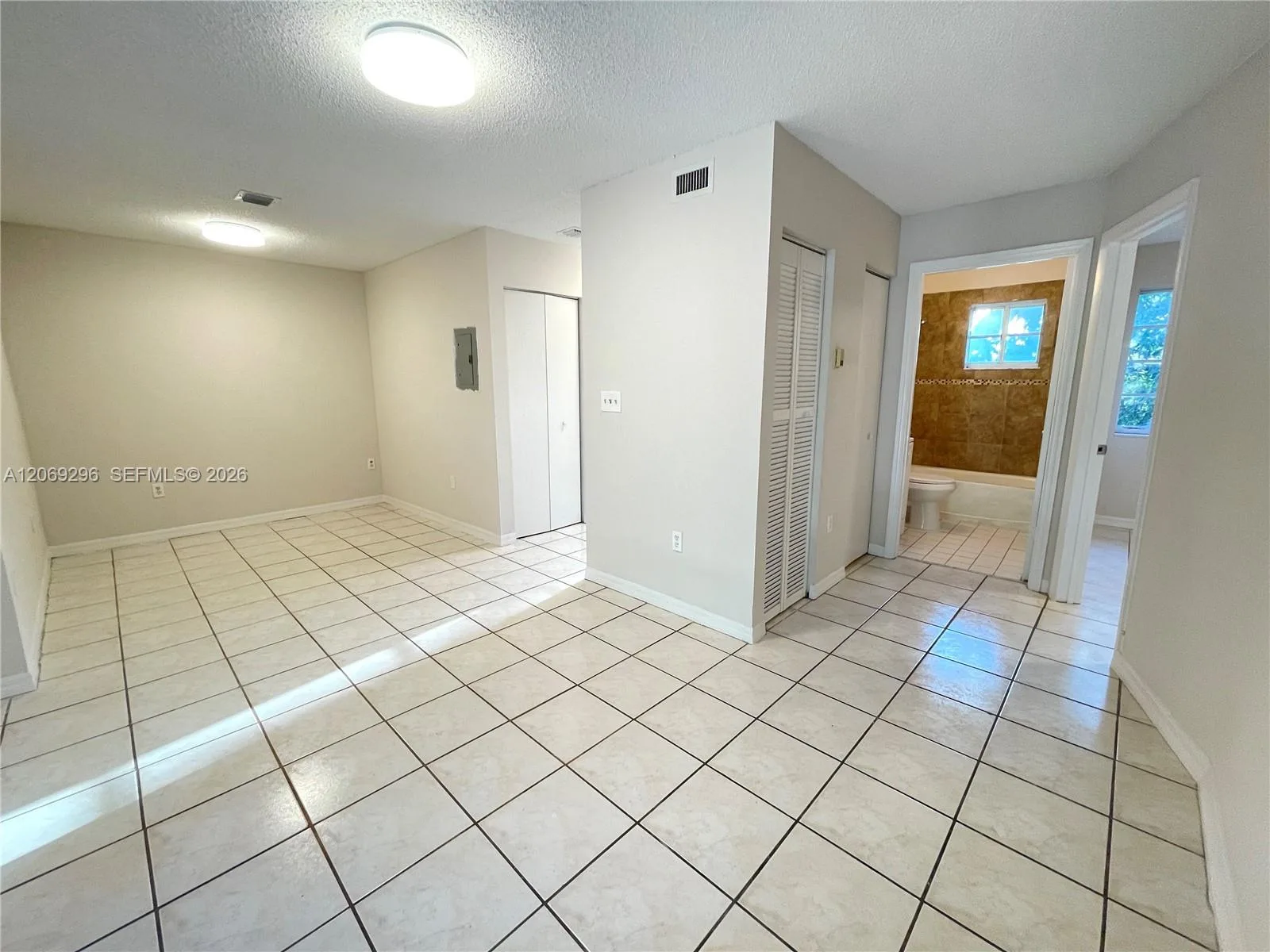 800 SW 10th Ave # 830, Hallandale Beach, FL 33009 photo 5