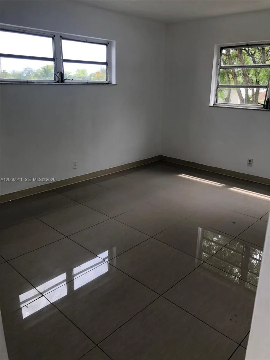 220 SW 9th Ave # 201, Hallandale Beach, FL 33009 photo 6