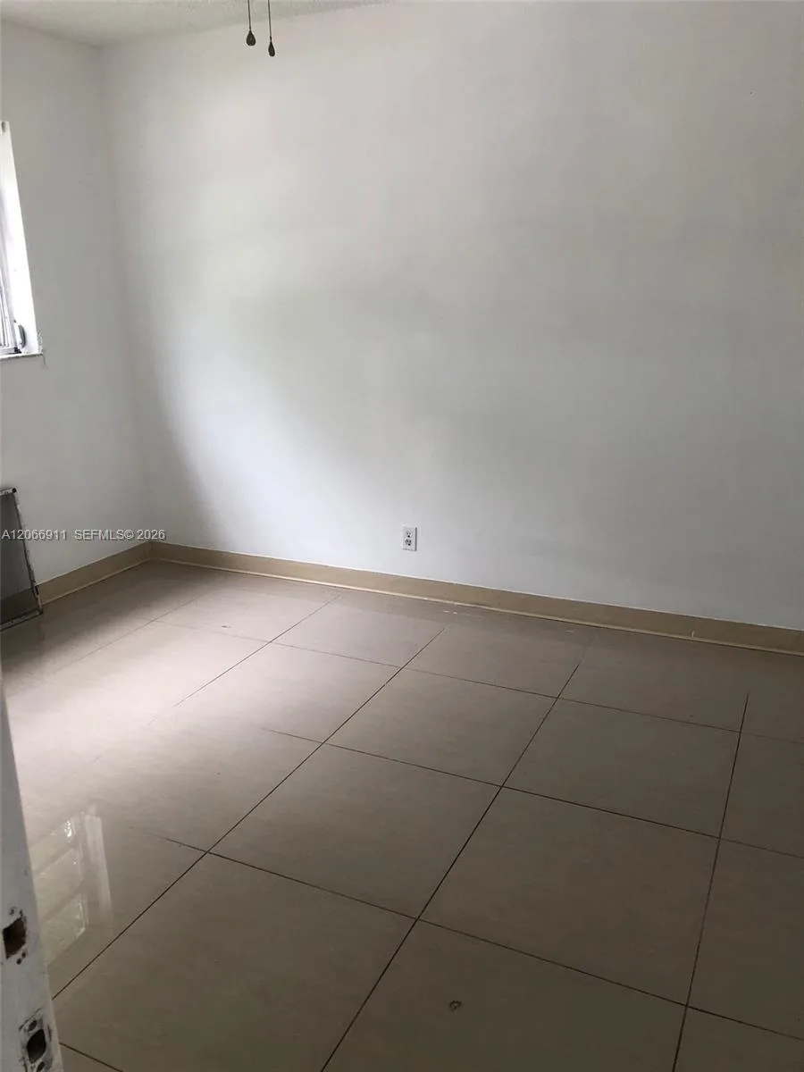 220 SW 9th Ave # 201, Hallandale Beach, FL 33009 photo 9