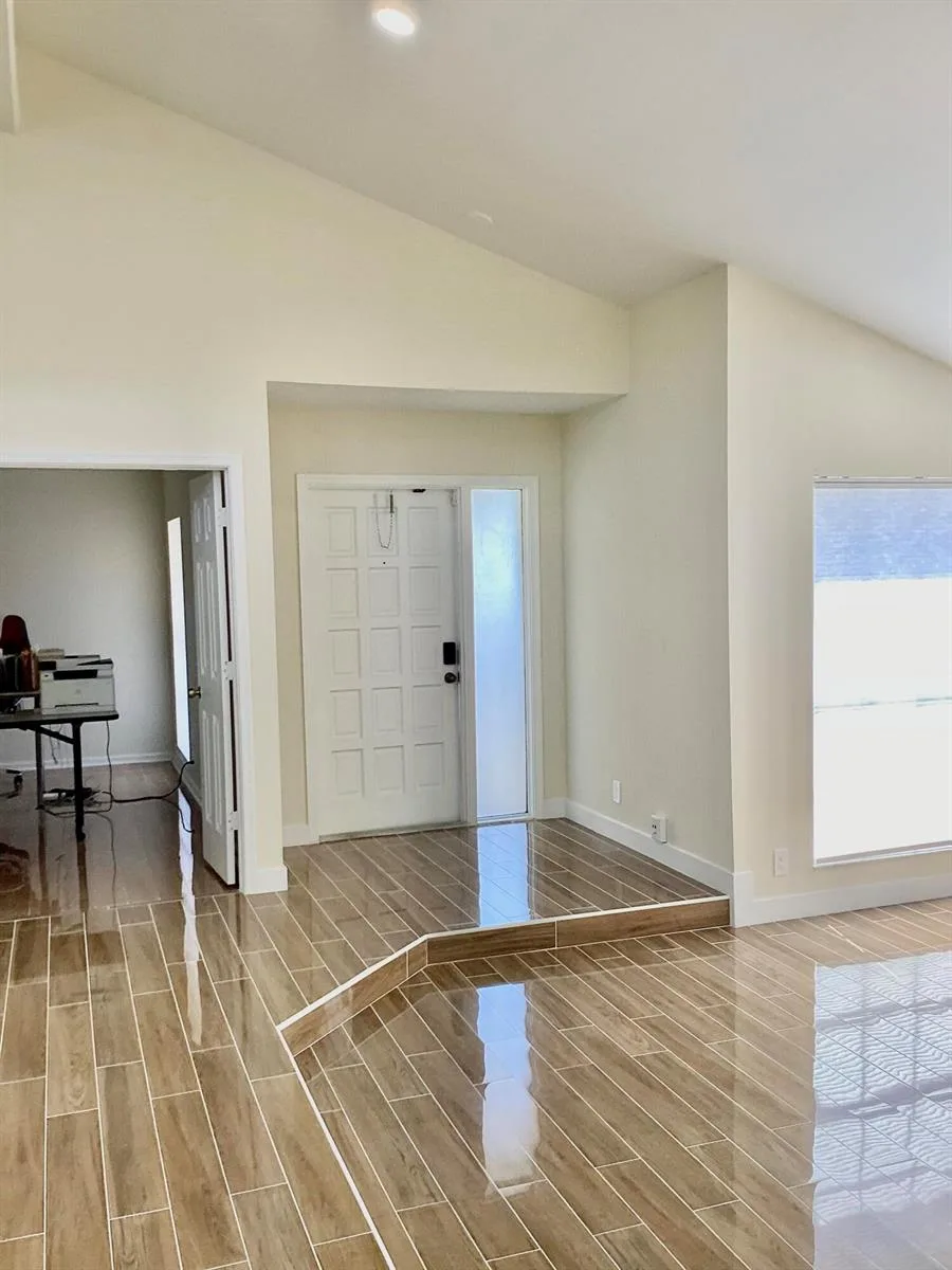 8895 Old Pine Road, Boca Raton, FL 33433 photo 6
