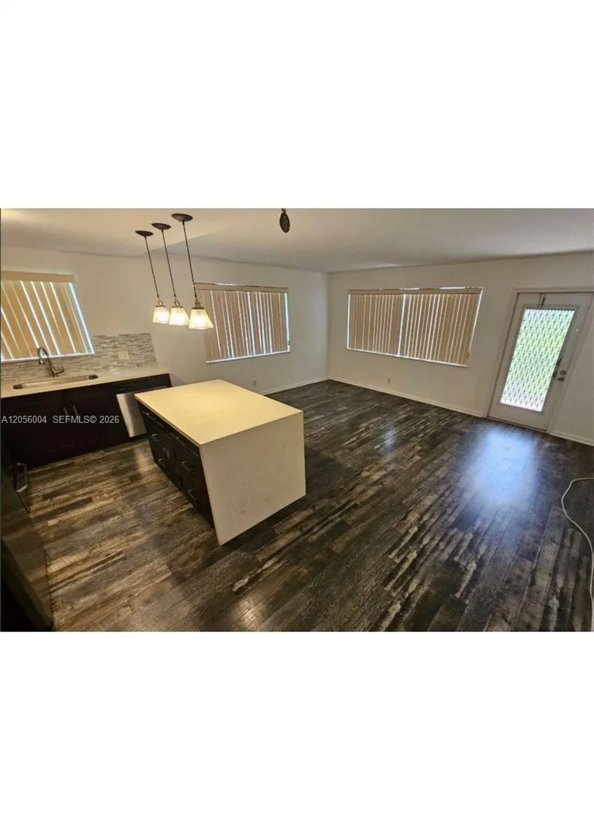8 Farnham A # 8, Deerfield Beach, FL 33442 photo 2