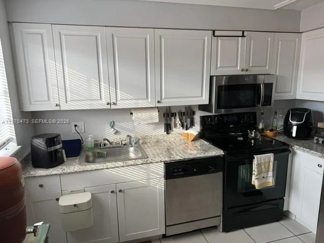 2200 Monroe St # 6, Hollywood, FL 33020 photo 12