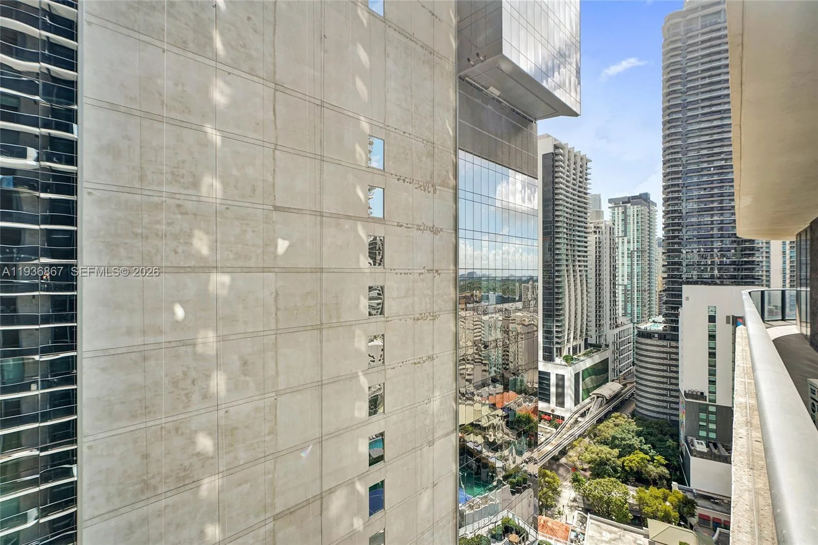 801 S Miami Ave # 2405, Miami, FL 33130 photo 8