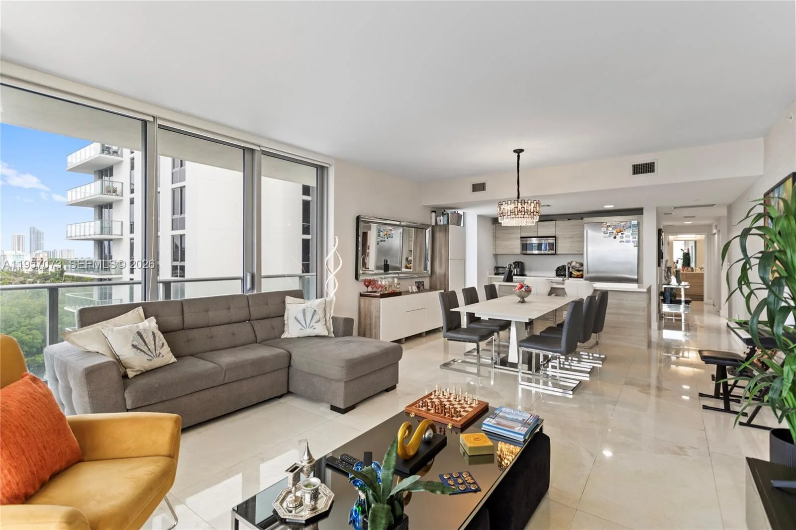 16385 Biscayne Blvd # 1007, North Miami Beach, FL 33160 photo 4
