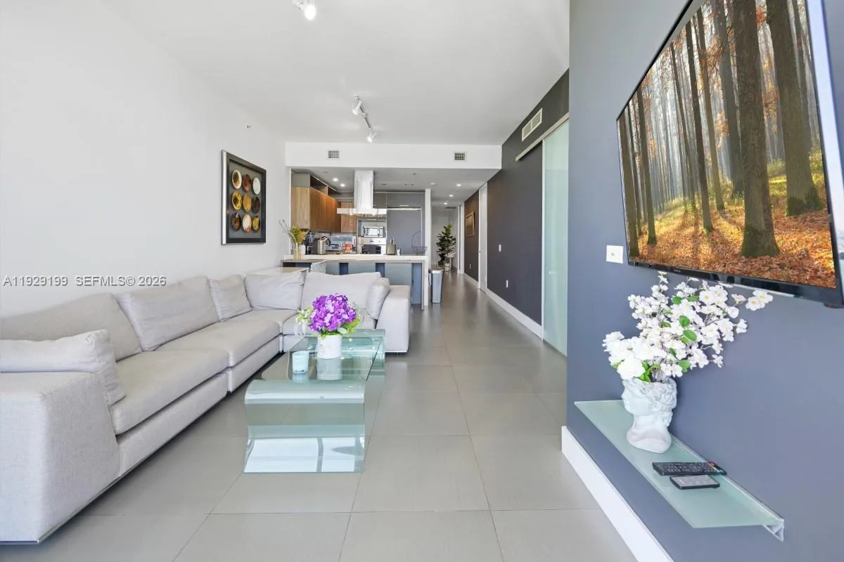1100 Biscayne Blvd # 3104, Miami, FL 33132 photo 8