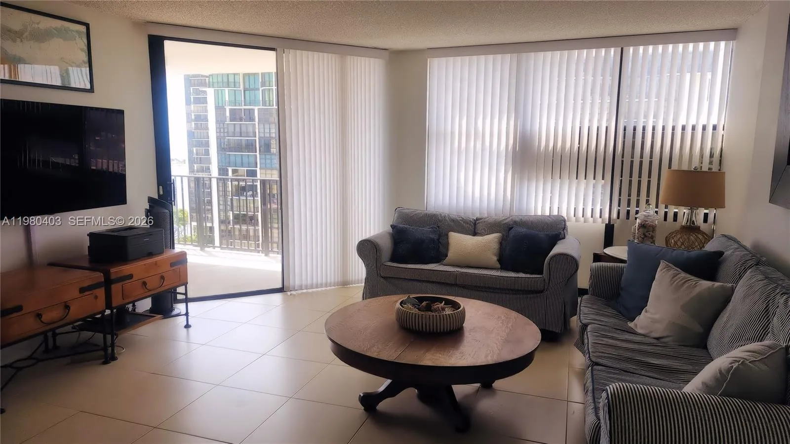 1901 Brickell Ave # B1407, Miami, FL 33129 photo 11