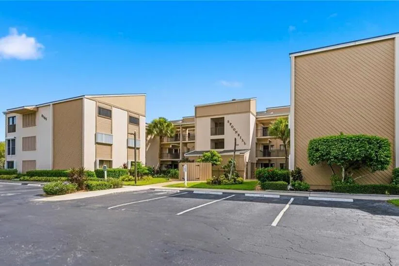 6165 S MIRROR LAKE Drive # 106, Sebastian, FL 32958