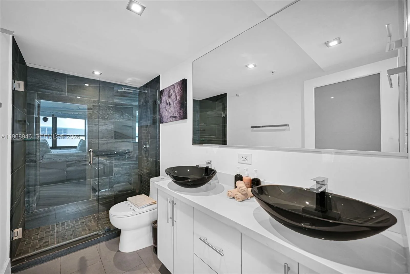 5225 Collins Ave # 714, Miami Beach, FL 33140