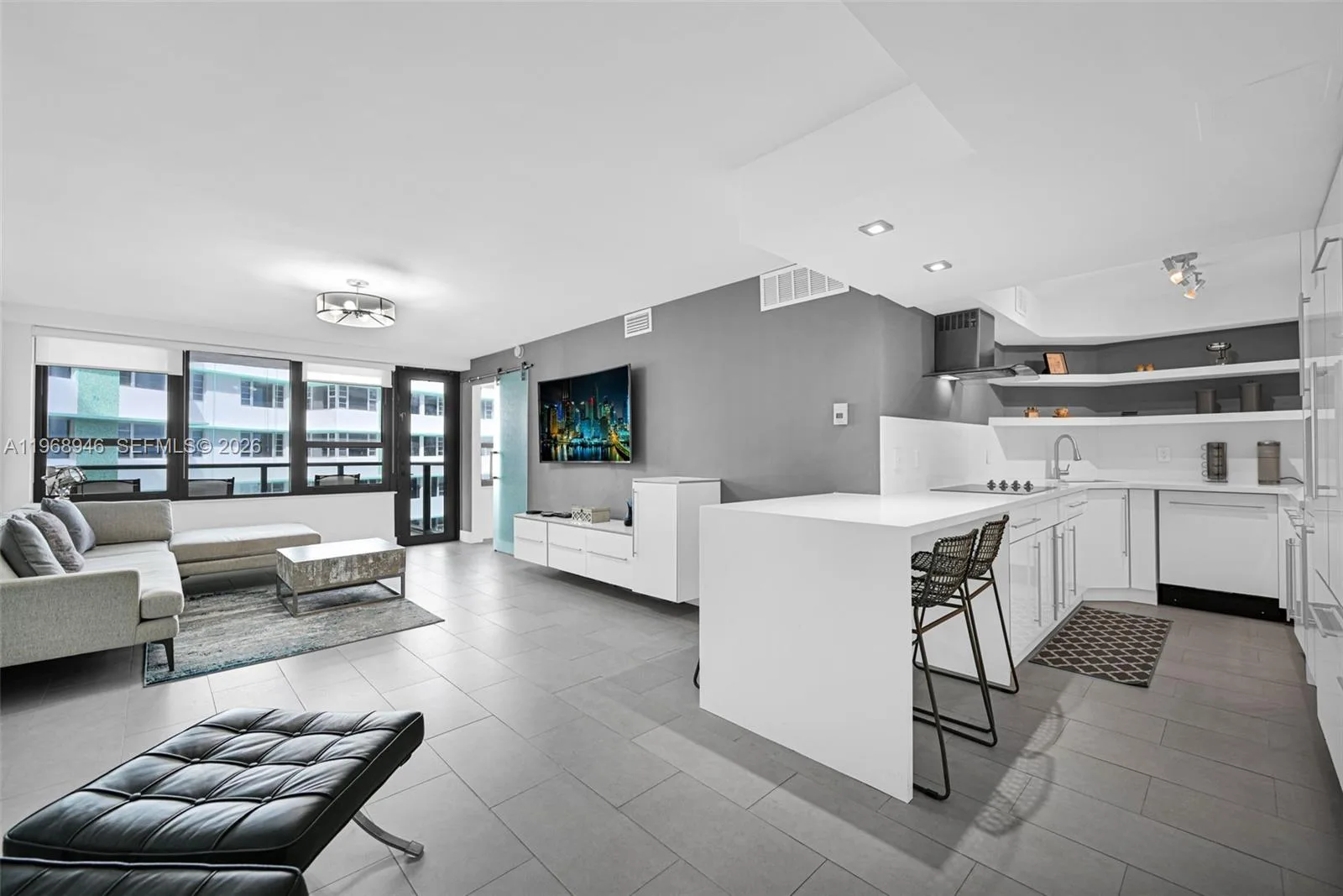 5225 Collins Ave # 714, Miami Beach, FL 33140 photo 3