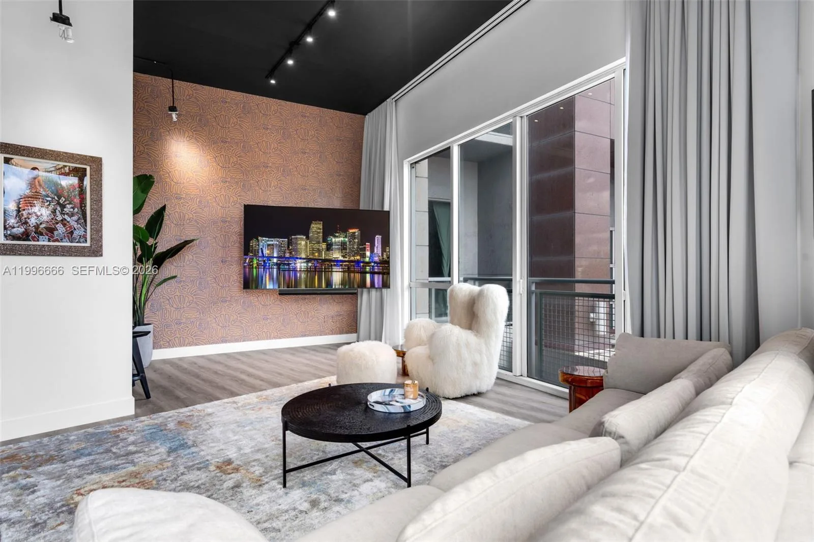 244 Biscayne Blvd # 239, Miami, FL 33132 photo 13