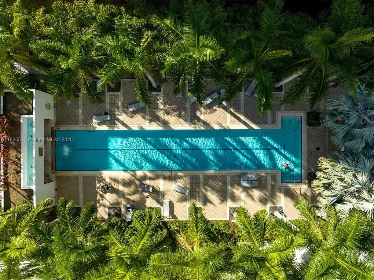 133 NE 2nd Ave # 1410, Miami, FL 33132