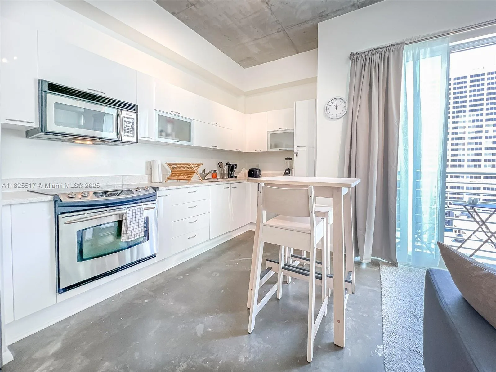133 NE 2nd Ave # 1410, Miami, FL 33132 photo 9