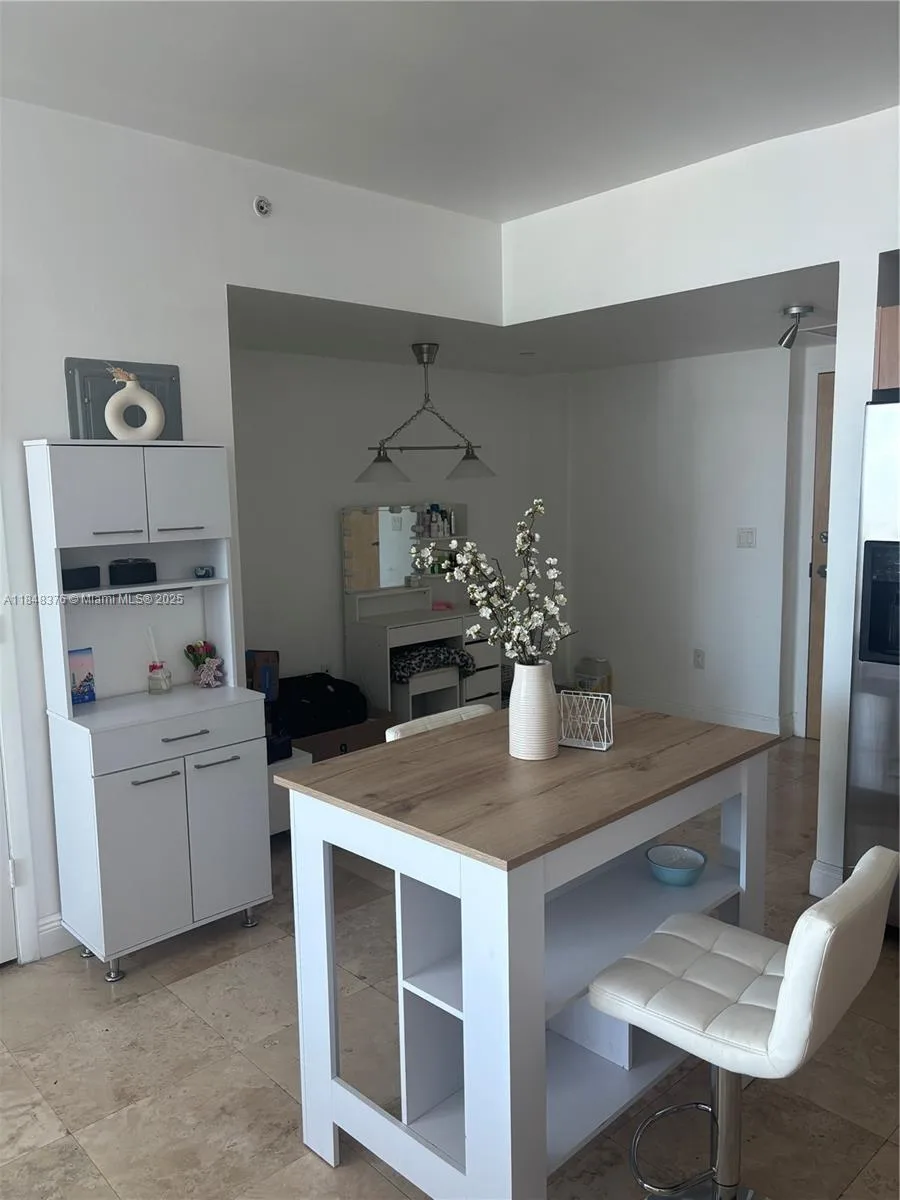 350 S Miami Ave # 2509, Miami, FL 33130 photo 4