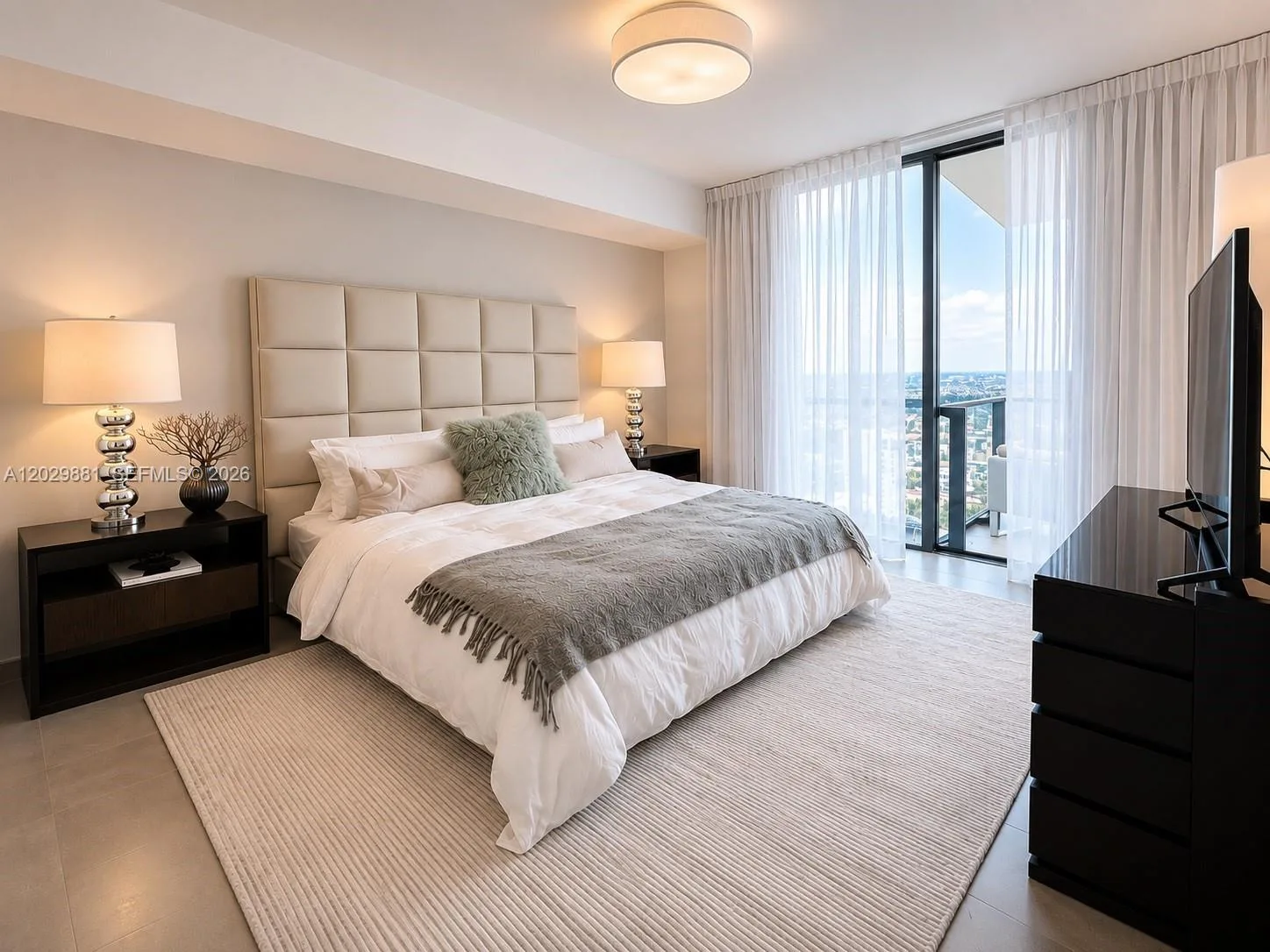 88 SW 7th St # 3506, Miami, FL 33130 photo 4