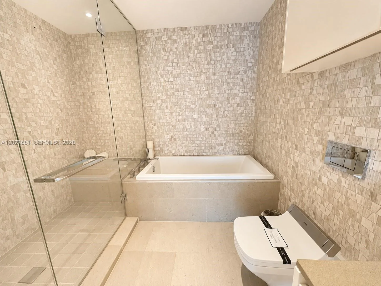 88 SW 7th St # 3506, Miami, FL 33130 photo 5
