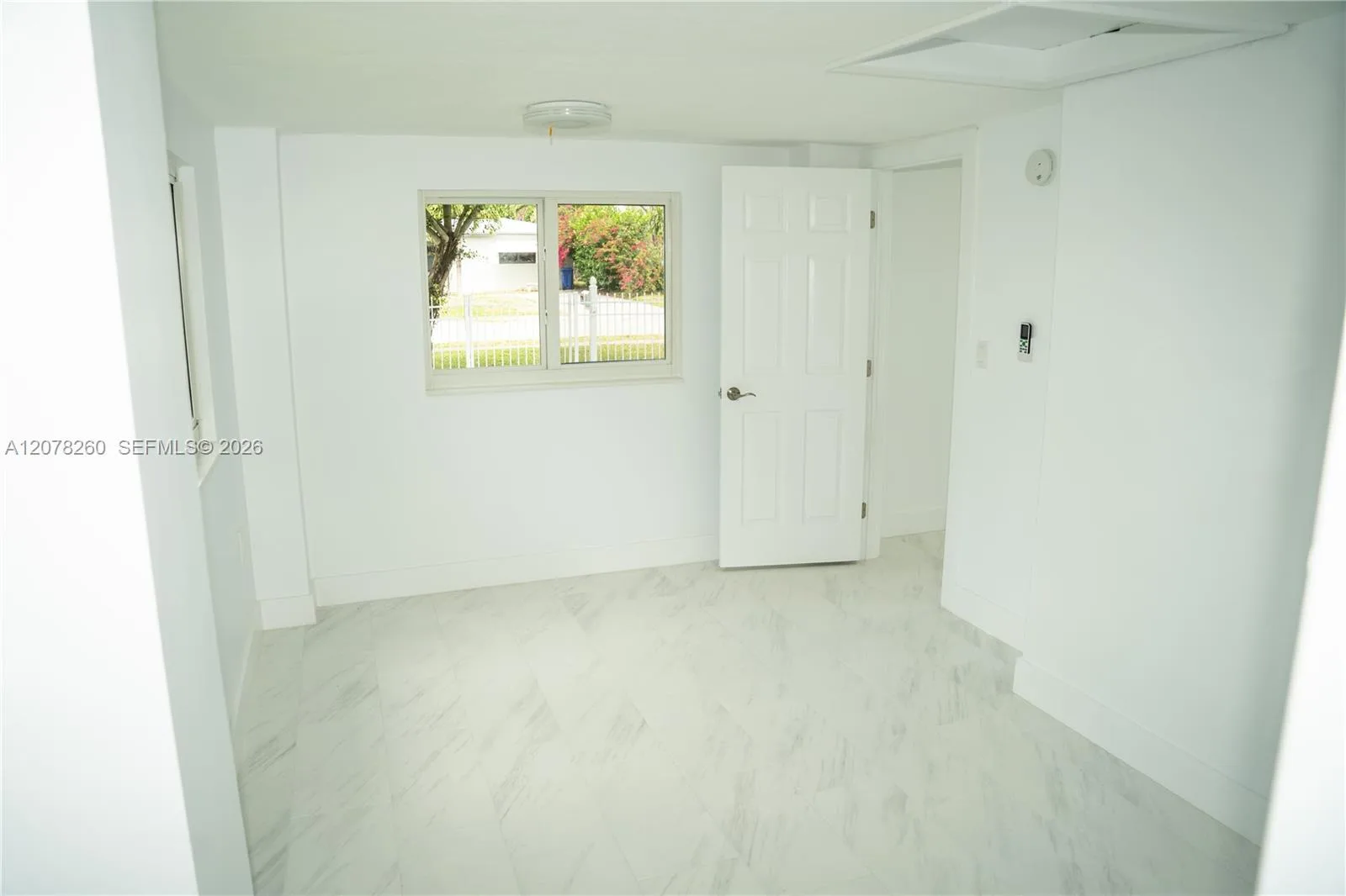 1640 NE 172nd St, North Miami Beach, FL 33162 photo 11