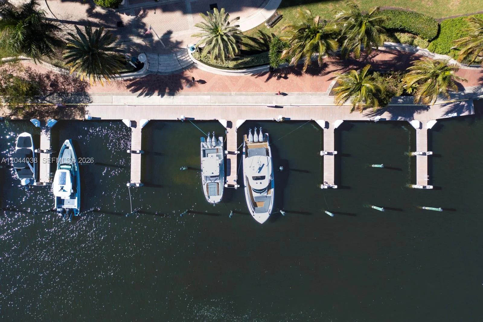 610 W Las Olas Blvd, Fort Lauderdale, FL 33312