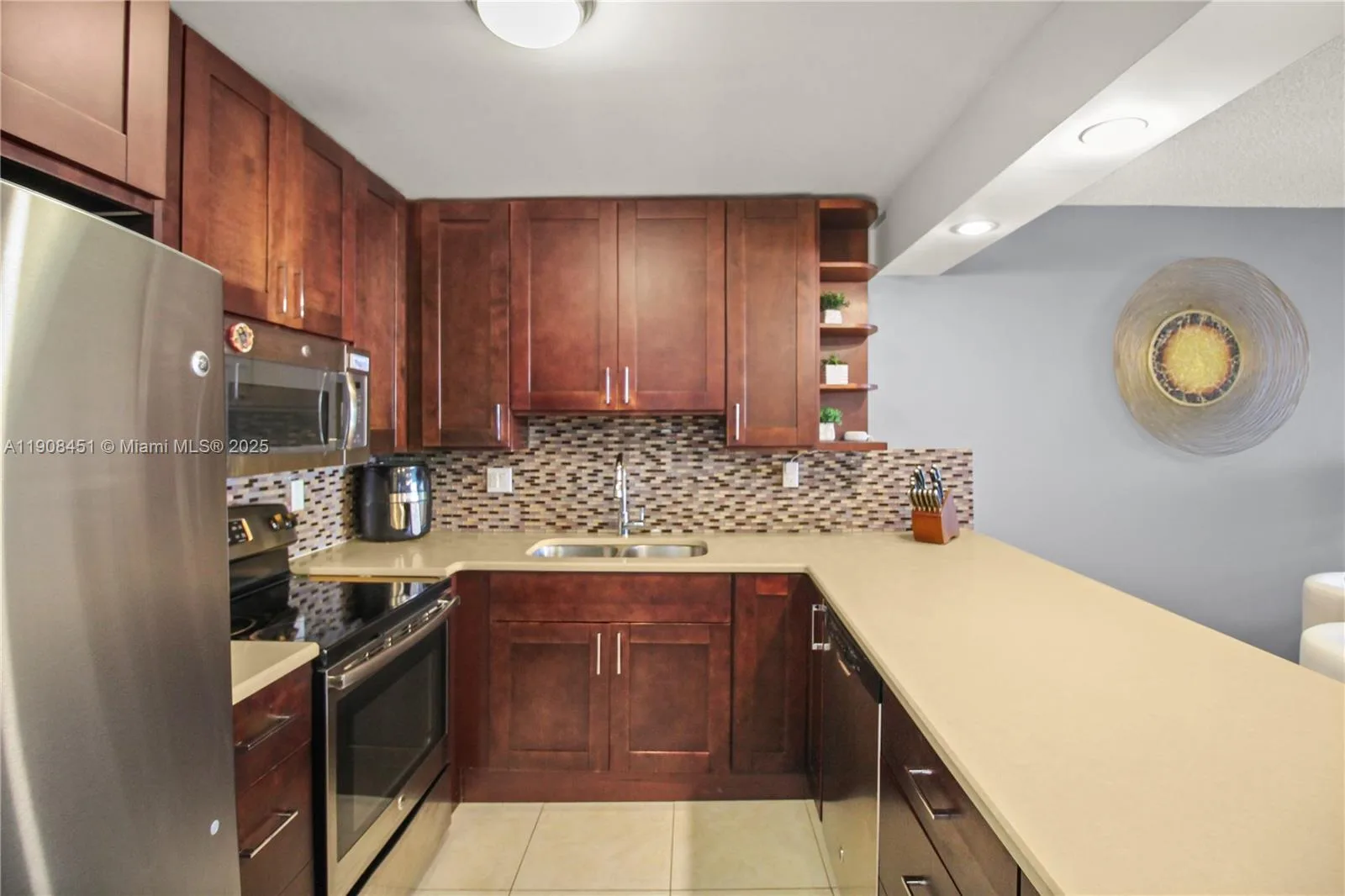 600 Three Islands Blvd # 920, Hallandale Beach, FL 33009 photo 7