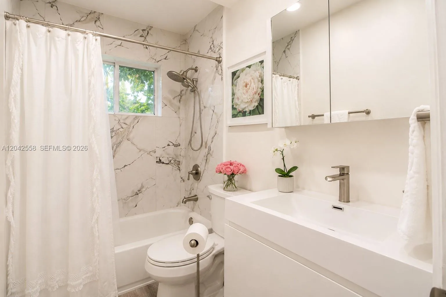 35 Edgewater Dr # 107, Coral Gables, FL 33133 photo 12