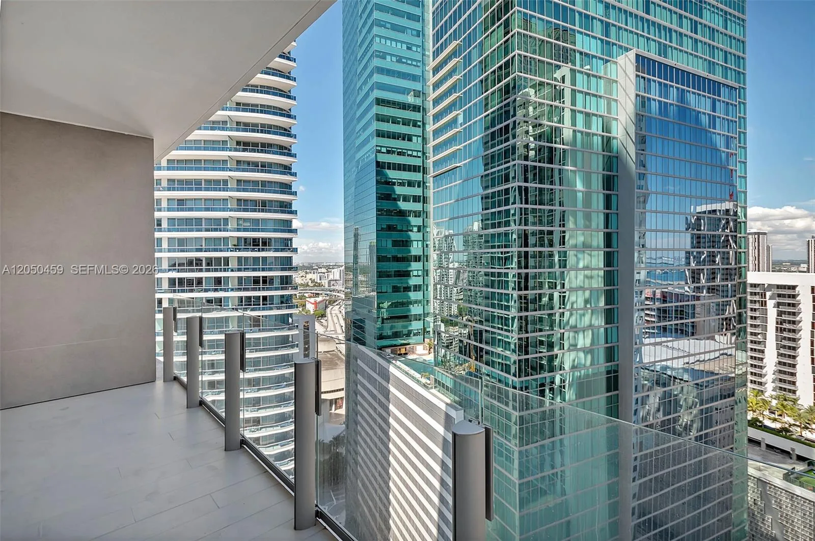 300 Biscayne Boulevard Way # 3008W, Miami, FL 33131