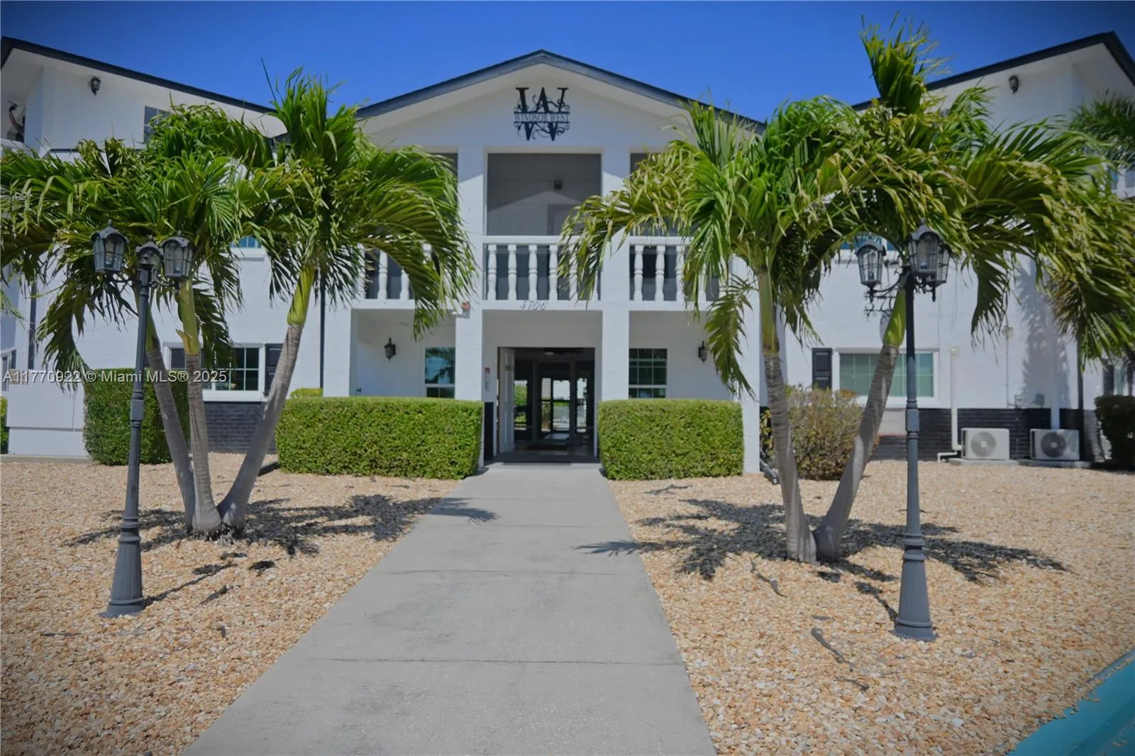 3704 Broadway # B 103, Fort Myers, FL 33901