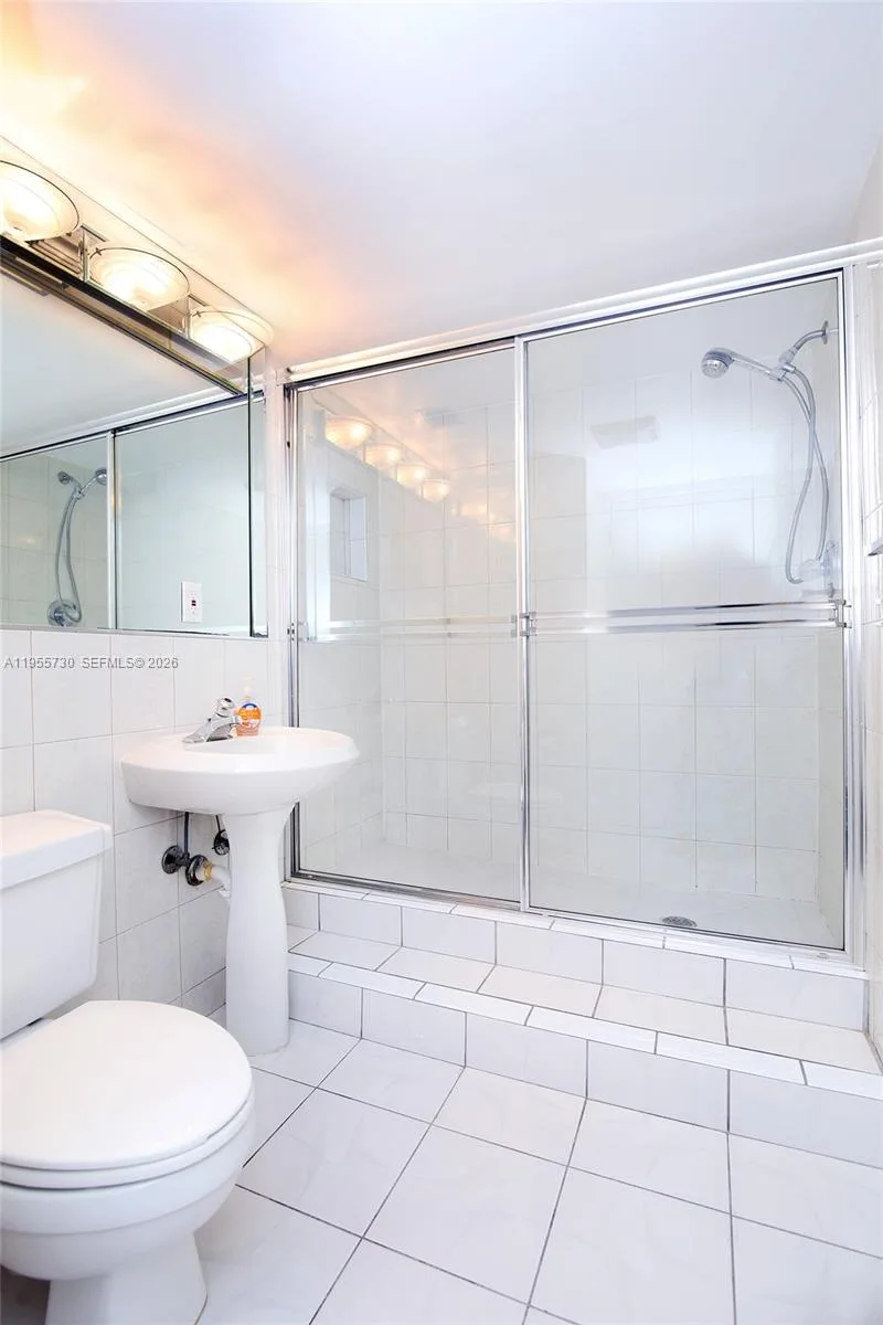 2555 Collins Ave # 1804, Miami Beach, FL 33140 photo 11
