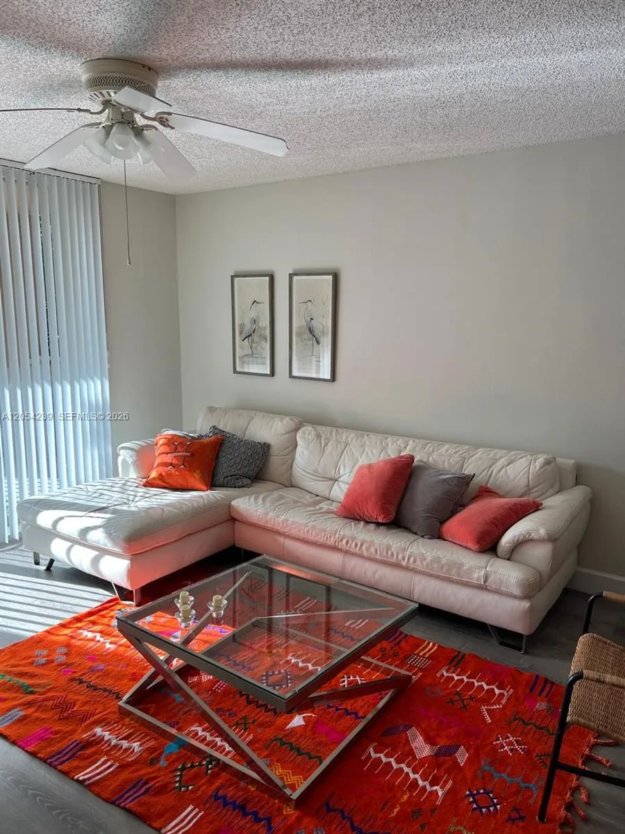 19901 E Country Club Dr # 2207, Aventura, FL 33180