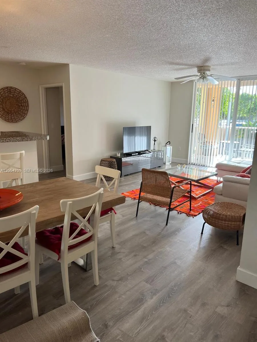 19901 E Country Club Dr # 2207, Aventura, FL 33180 photo 3