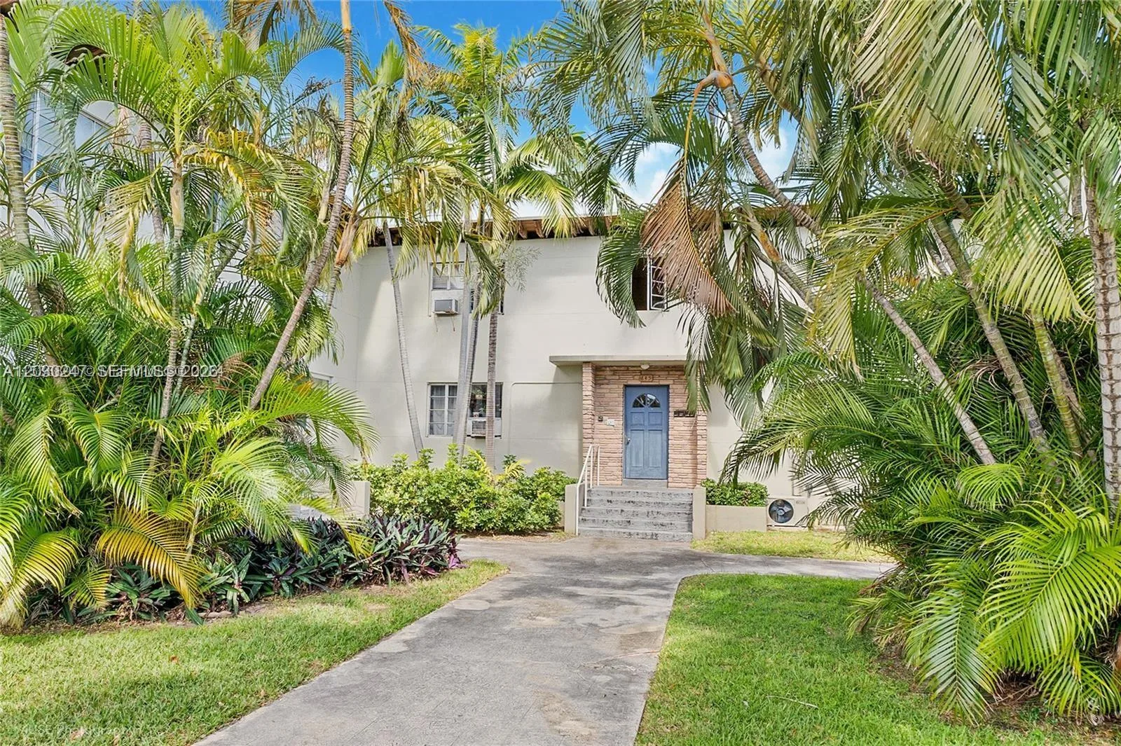 8320 Crespi Blvd # 11, Miami Beach, FL 33141