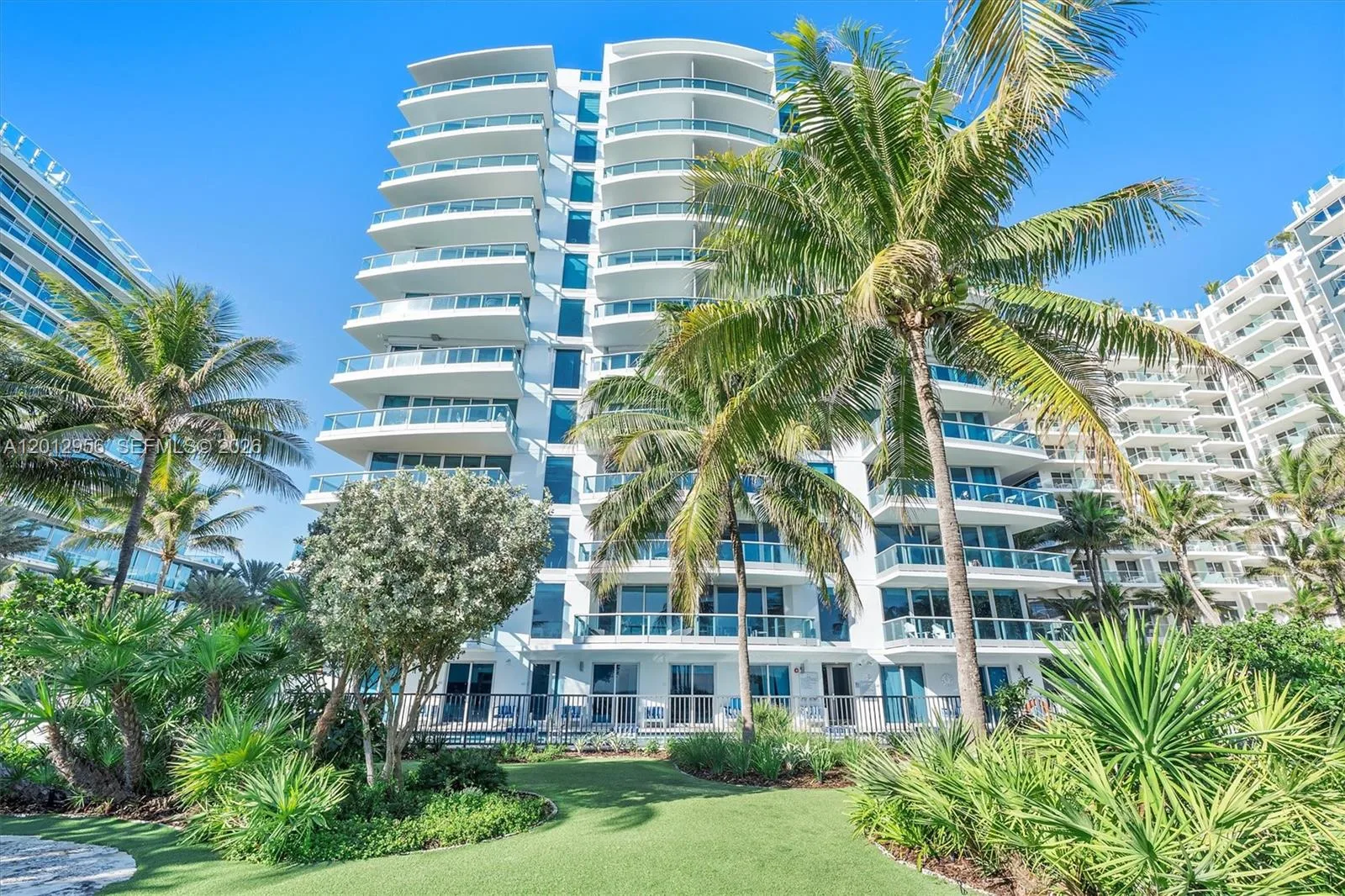 9401 Collins Ave # 505, Surfside, FL 33154 photo 2