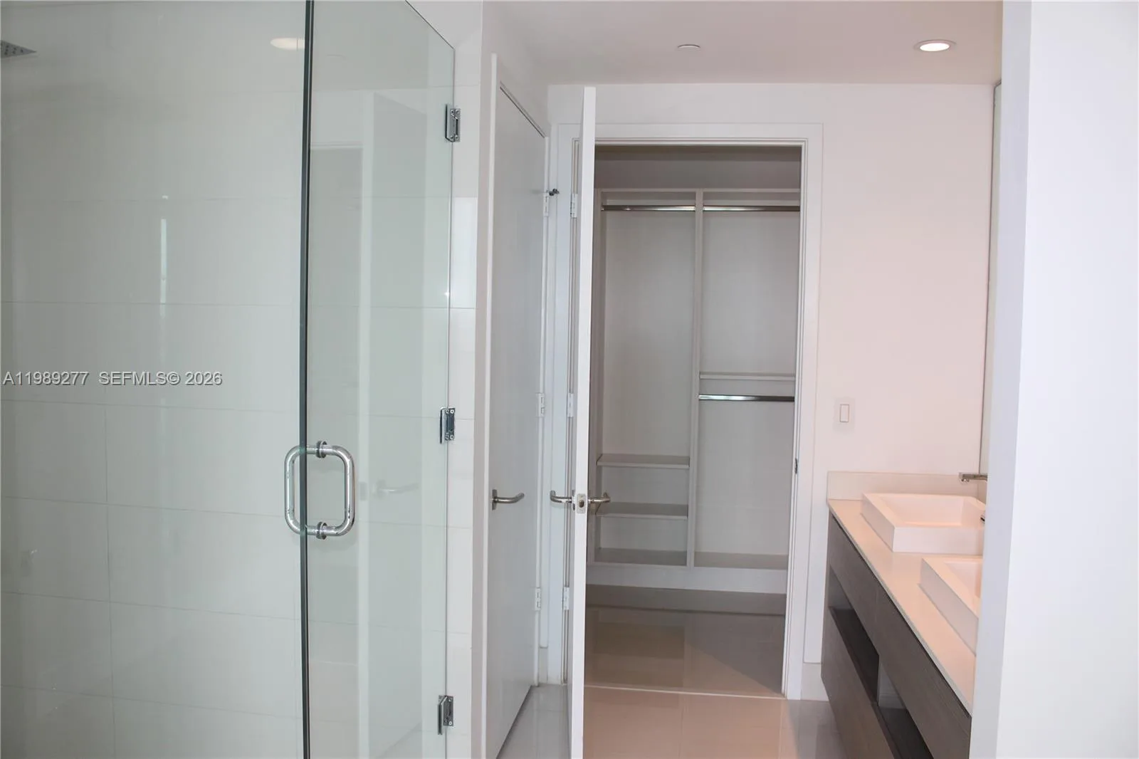 460 NE 28th St # 2705, Miami, FL 33137 photo 10