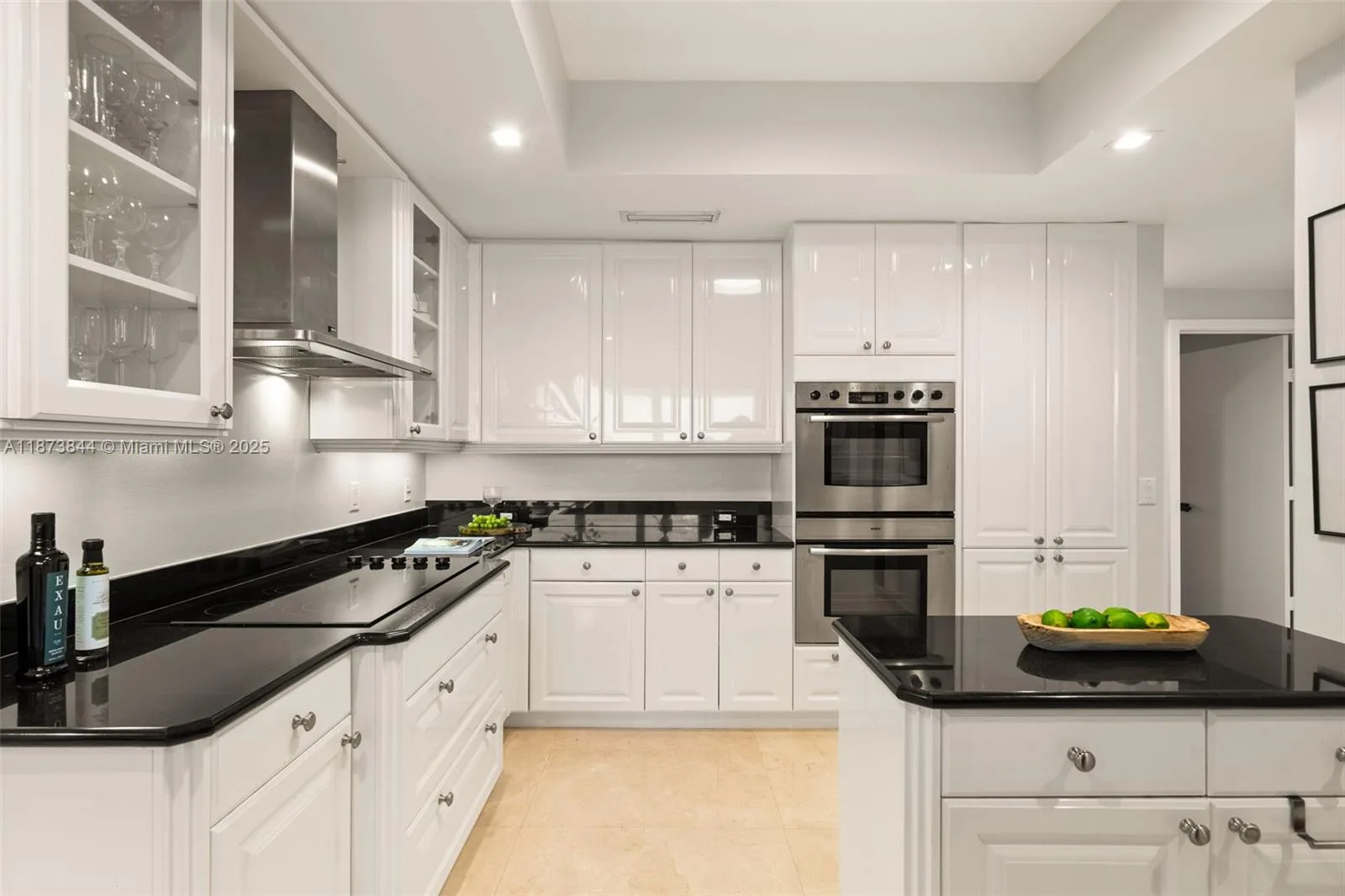 21200 Point Pl # 1102, Aventura, FL 33180 photo 11