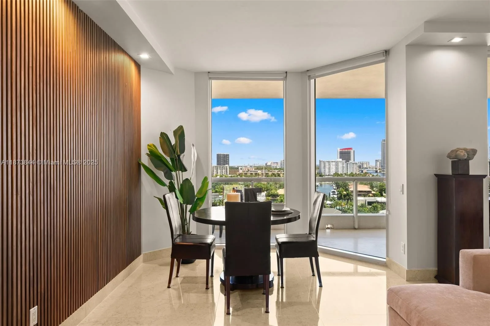 21200 Point Pl # 1102, Aventura, FL 33180 photo 2