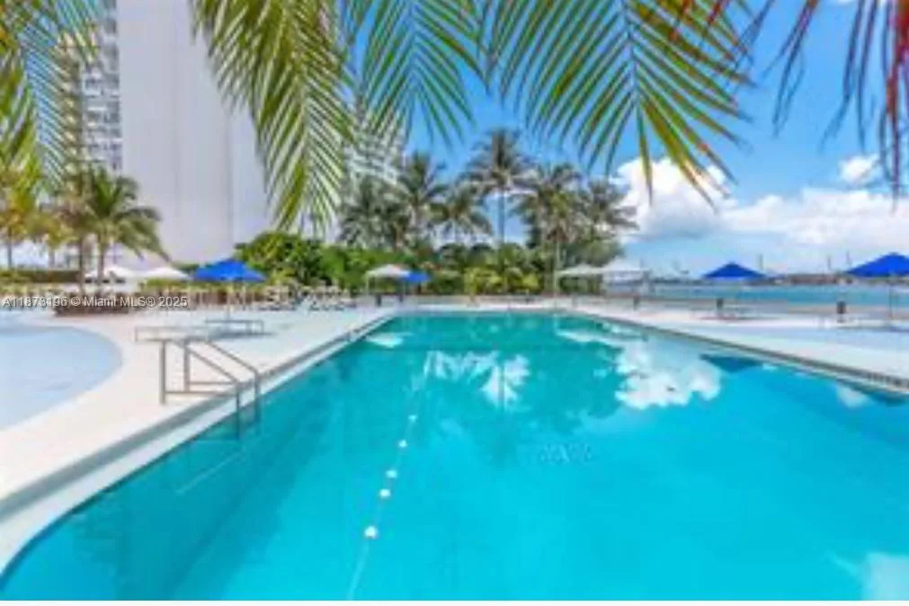 1200 West Ave # 1422, Miami Beach, FL 33139