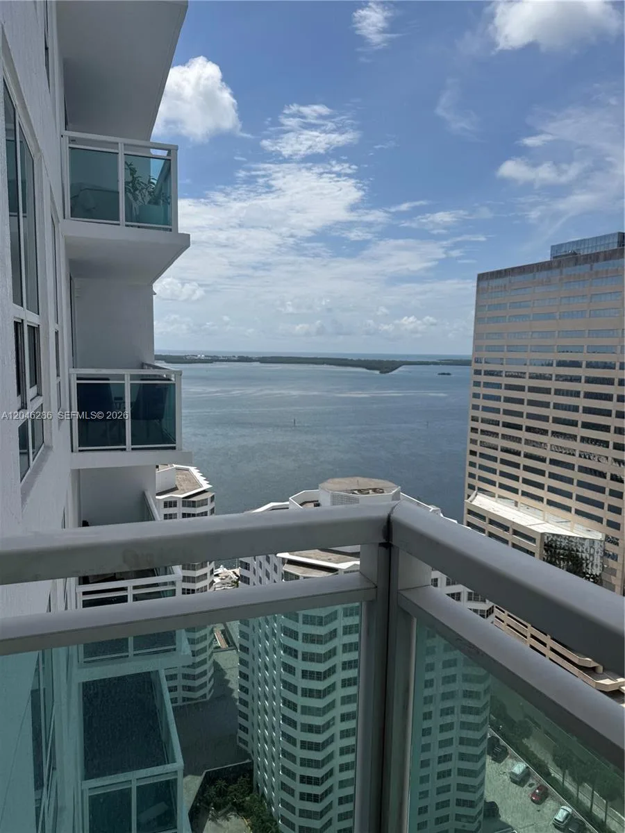 950 Brickell Bay Dr # 2907, Miami, FL 33131 photo 10