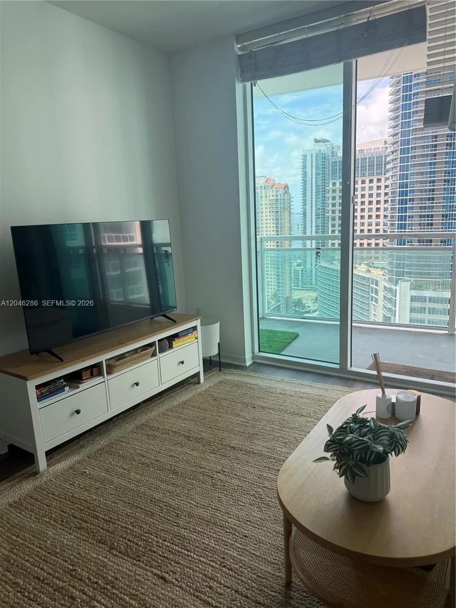 950 Brickell Bay Dr # 2907, Miami, FL 33131 photo 12