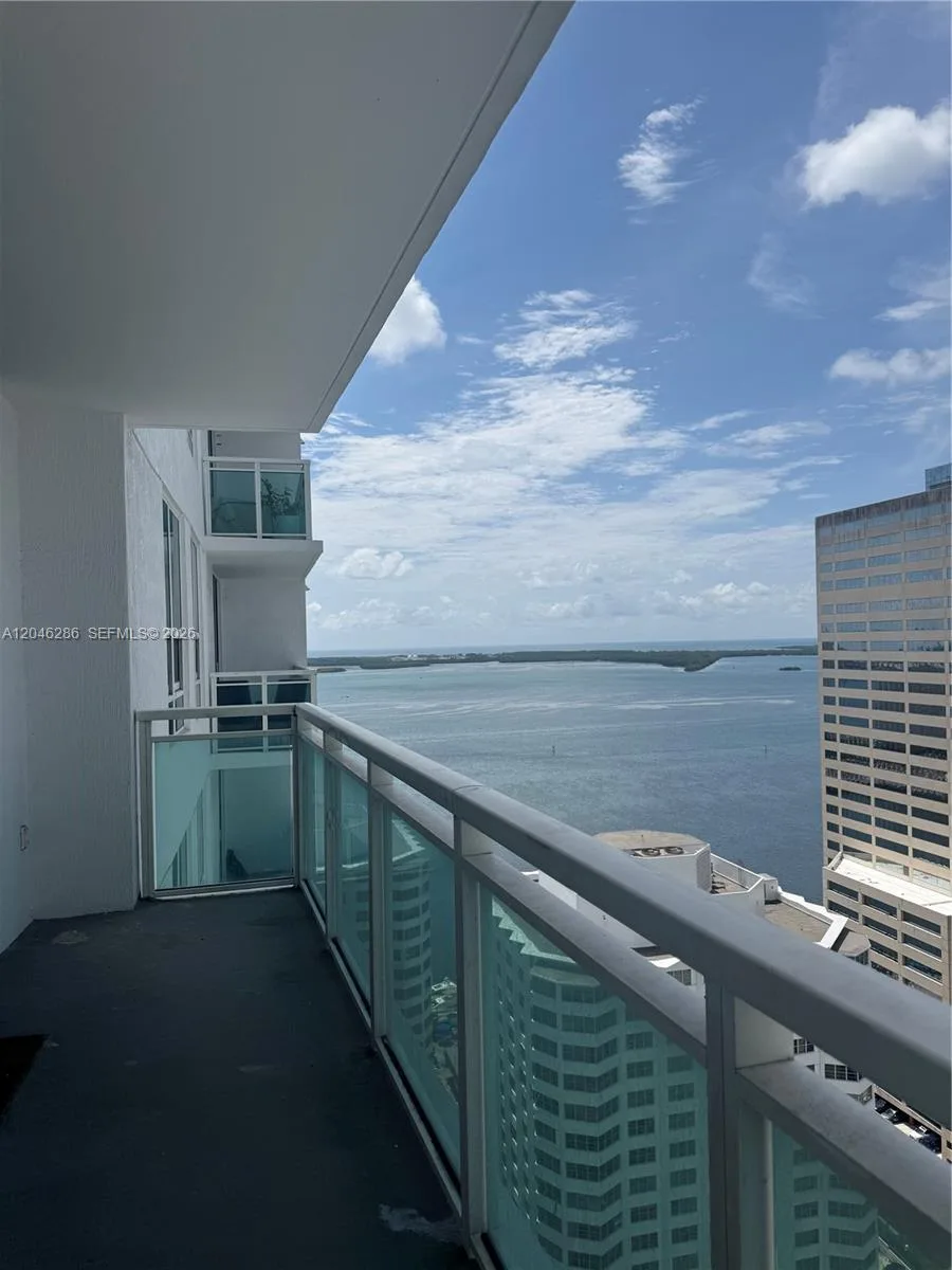 950 Brickell Bay Dr # 2907, Miami, FL 33131 photo 3