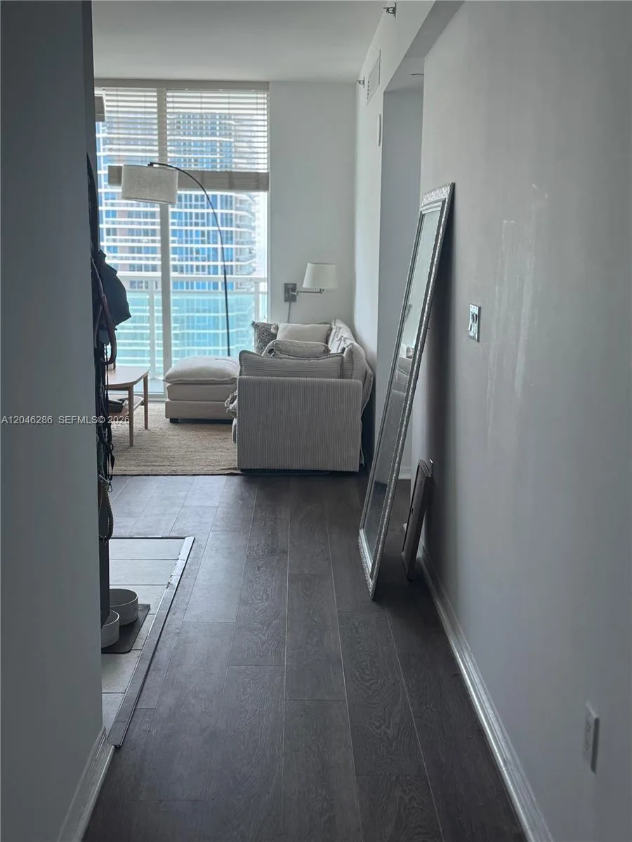 950 Brickell Bay Dr # 2907, Miami, FL 33131 photo 6