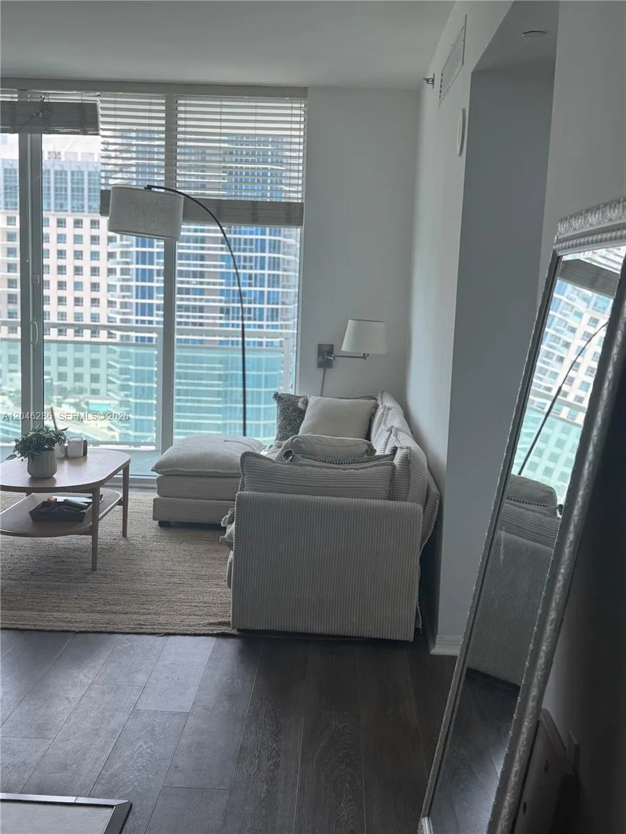 950 Brickell Bay Dr # 2907, Miami, FL 33131 photo 7