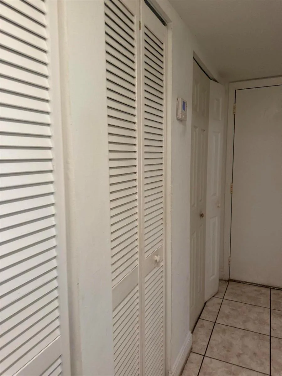 8450 LAGOS DE CAMPO Boulevard # 107, Tamarac, FL 33321 photo 5