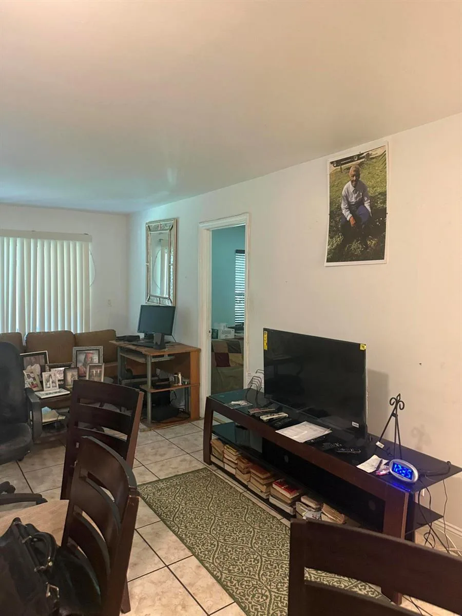 8450 LAGOS DE CAMPO Boulevard # 107, Tamarac, FL 33321 photo 6